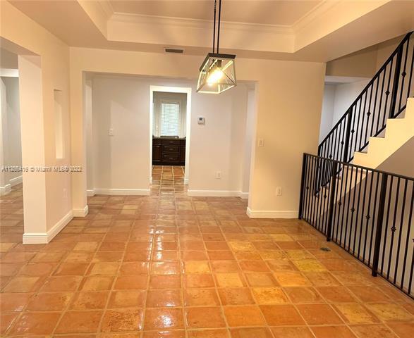 Building Photo - 6206 Paradise Point Dr