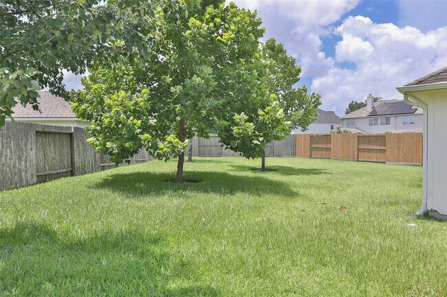 Building Photo - 26738 Abbey Springs Ln