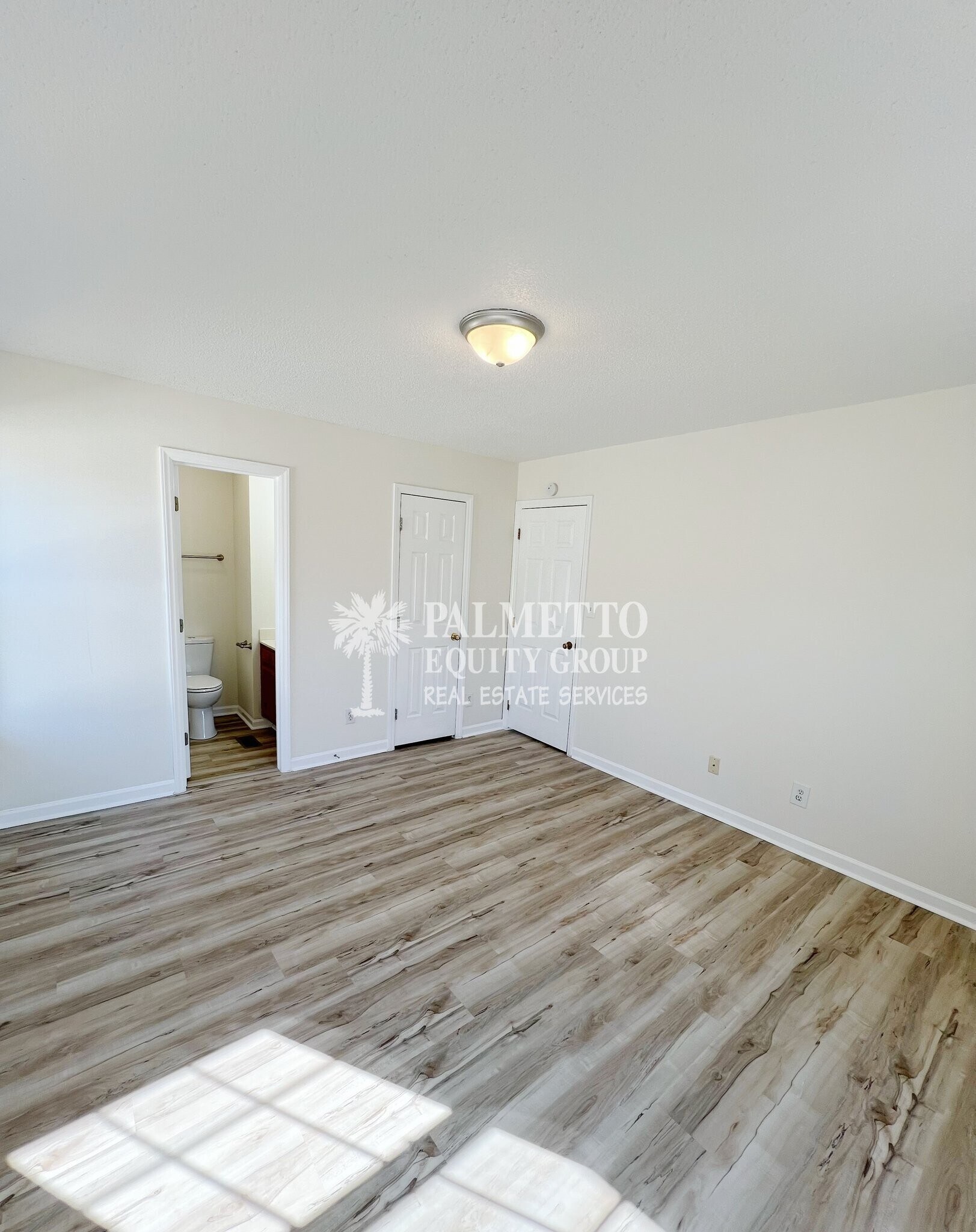 Building Photo - 4806 Shady Pine Dr