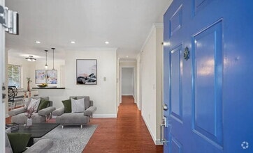 Building Photo - Welcome to this serene, generous unit in t...