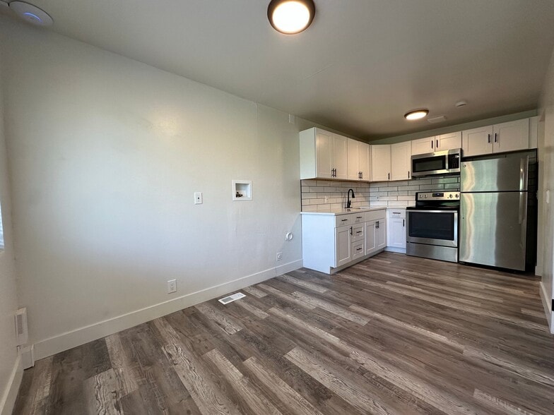 Building Photo - 1340 S 200 E