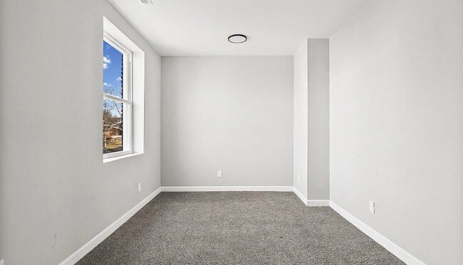 Building Photo - 2301 Whittier Ave