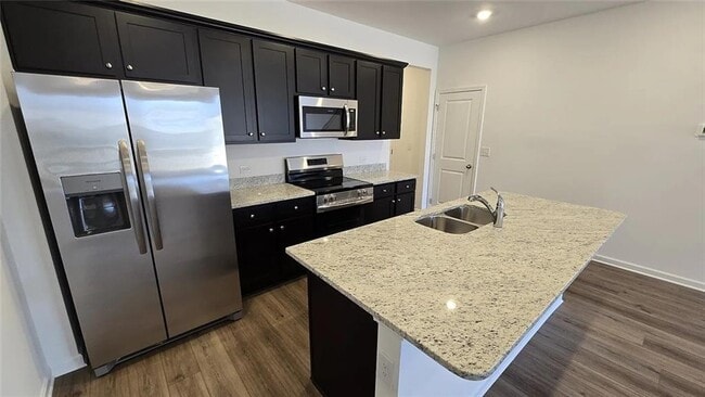 Building Photo - 249 Kenoot Dr