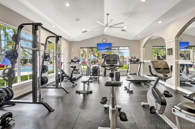 Building Photo - 3606 S Ocean Blvd