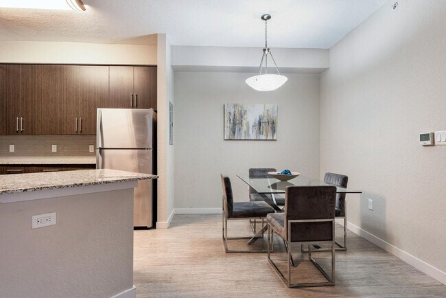 Building Photo - 257 S Seneca Blvd