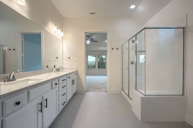 Building Photo - Beautiful Ranch House in Prosper
