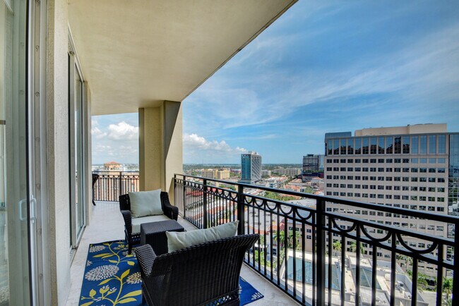 Building Photo - 550 Okeechobee Blvd