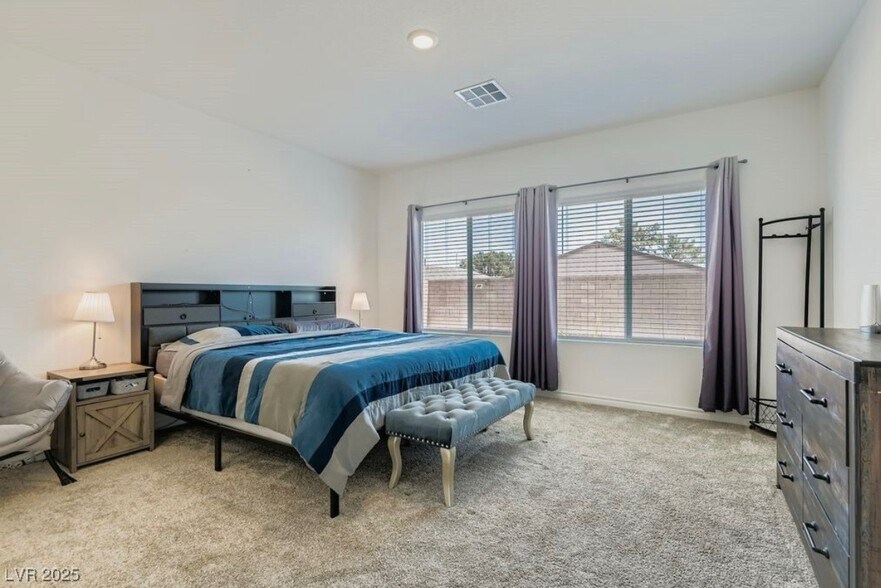 Building Photo - 3746 Etendre Ct