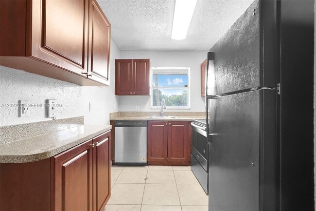 Building Photo - 400 NW 65th Ave