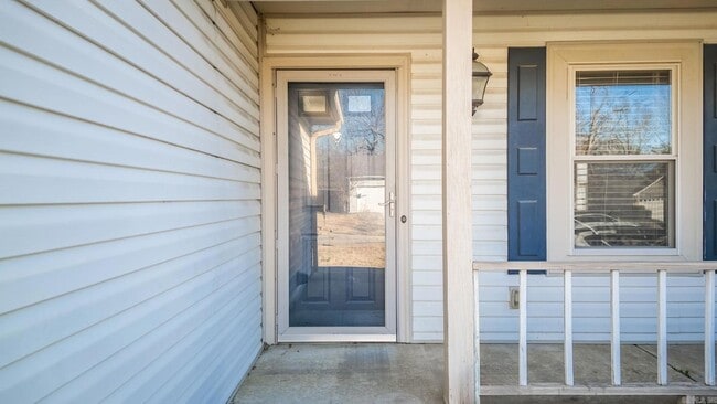 Building Photo - 12270 Maryland Pl