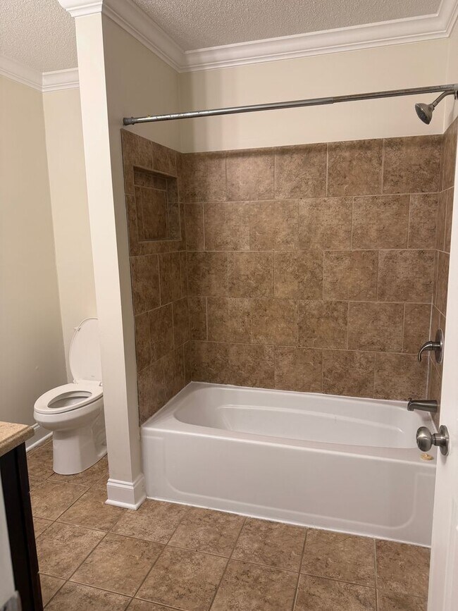 Building Photo - East Brainerd