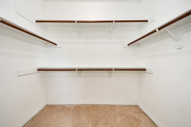 Building Photo - 11004 San Jacinto Dr