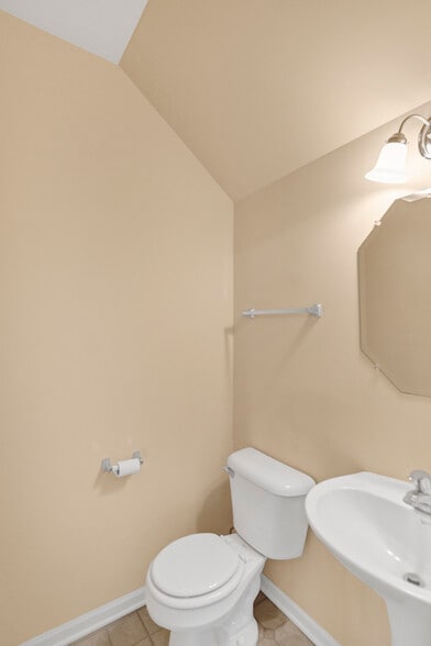 Building Photo - 573 Telluride Dr