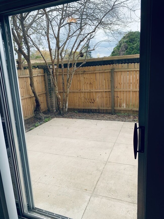 Building Photo - 200 St Andrews Blvd