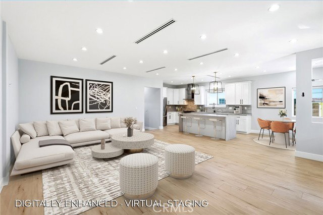 Building Photo - 4635 Kraft Ave