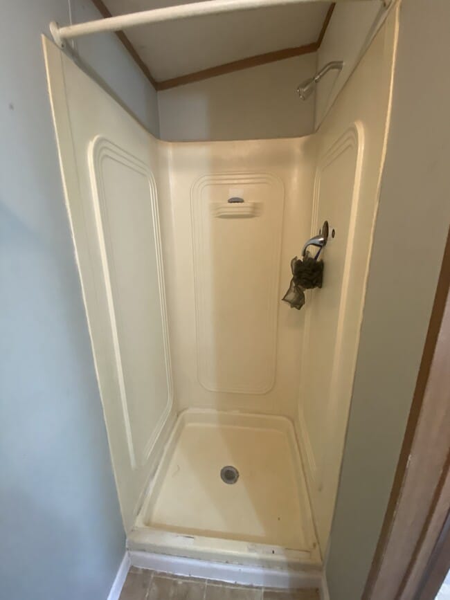 Building Photo - 90 Stowers Ln