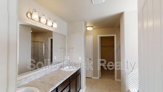 Building Photo - 7618 Cat Tail Creek Dr