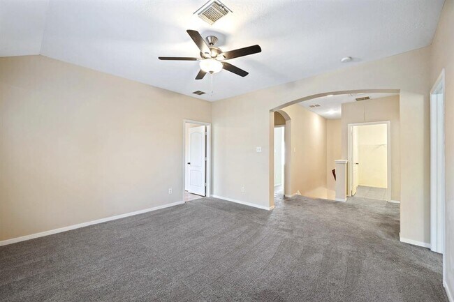 Building Photo - 718 Rock Creek Ct