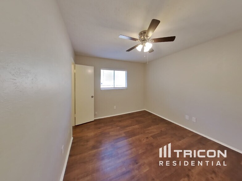 Building Photo - 7125 Hardwood Trail