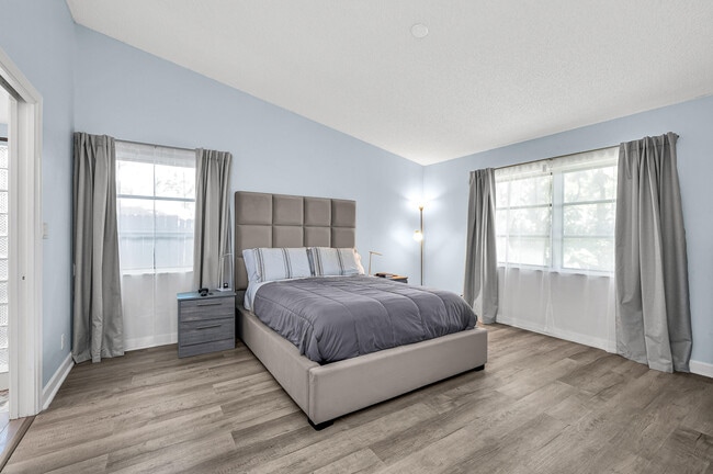 Building Photo - 3811 Arelia Dr