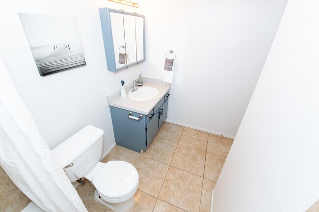 Building Photo - 543 S 900 E