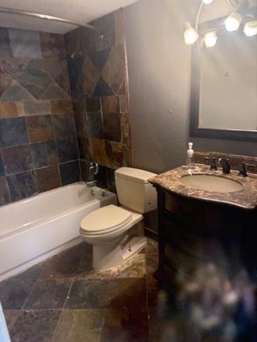 Building Photo - 2400 Jupiter Rd