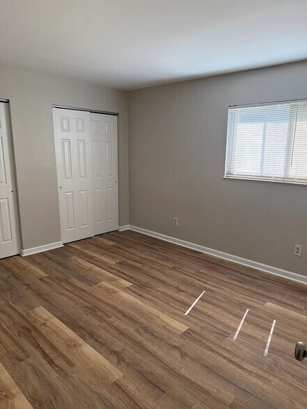 Building Photo - 38 Providence Dr