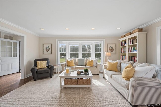 Building Photo - 26 Ogden Ln