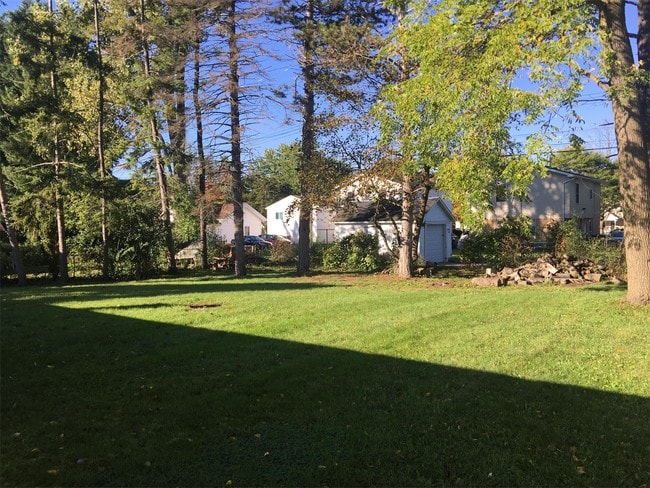 Building Photo - 539 N Hagadorn Rd