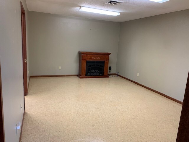 living room - 718 Dawn Ave