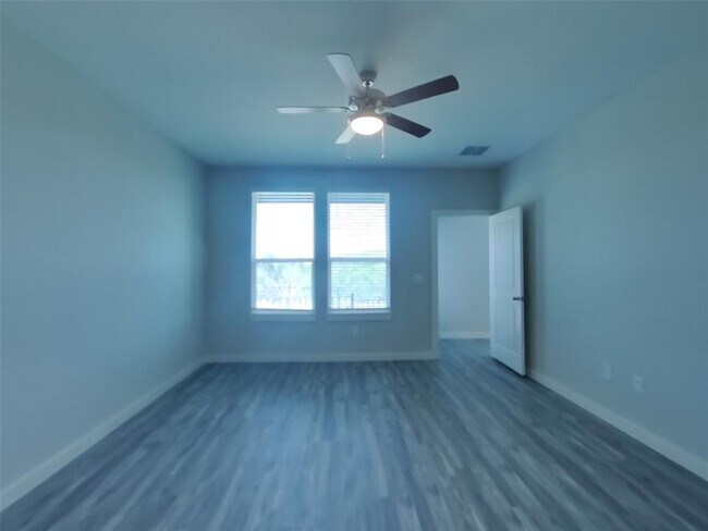 Building Photo - 1728 Mexican Heather Dr