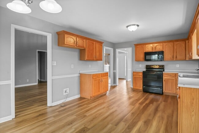 Building Photo - 1241 Gatsby Ct