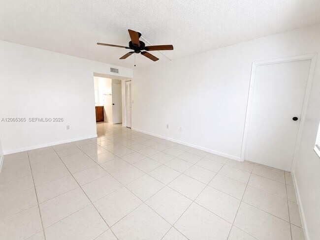 Building Photo - 4384 NW 9th Ave