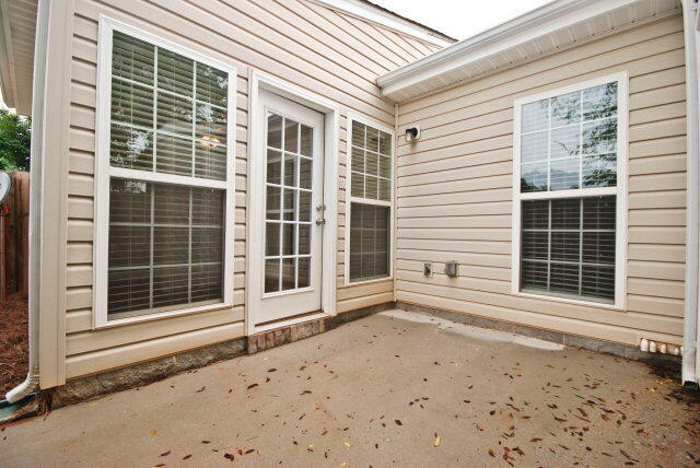 Building Photo - 115 Orchard Way