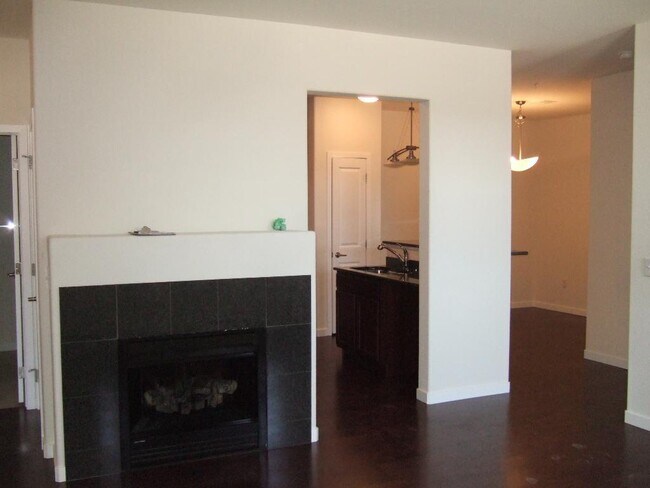 Building Photo - "Spacious 3-Bedroom Denver Condo with Cozy Fireplace & Modern Comforts!"