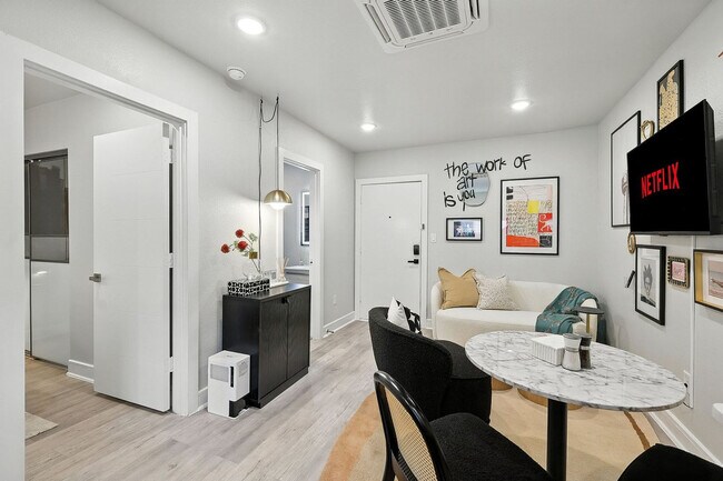 Building Photo - 5025 San Jacinto St