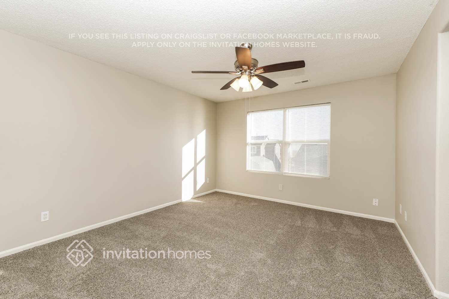 Building Photo - 882 Rancher Dr