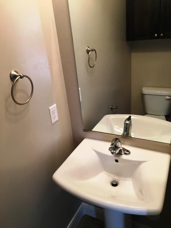 Building Photo - 314 N 300 W