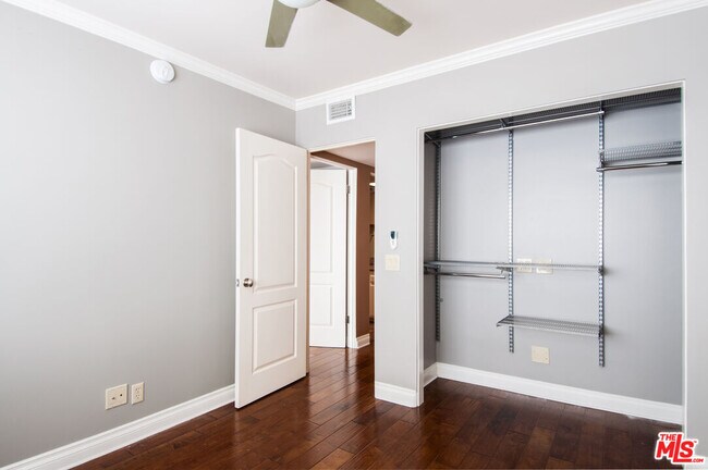 Building Photo - 13050 Mindanao Way