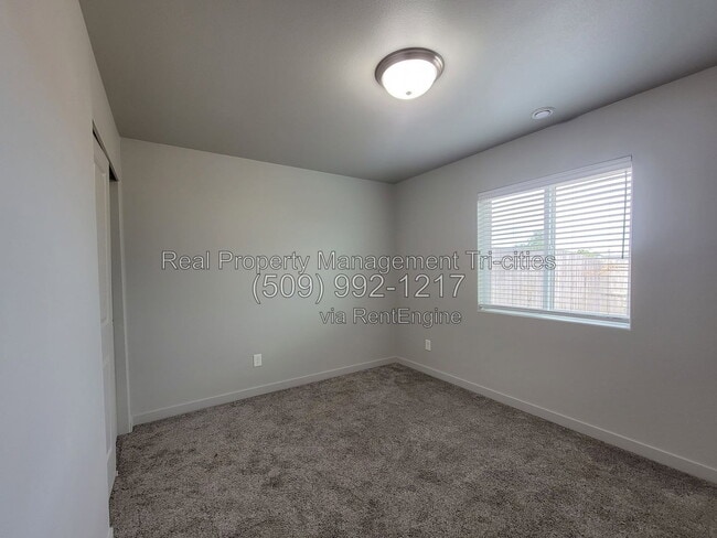 Building Photo - 412 Whitefish Ln