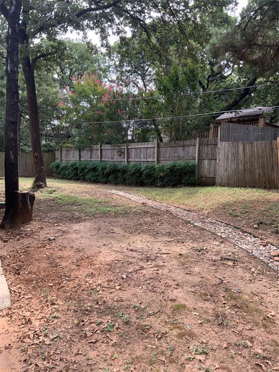 Building Photo - 4818 Crestmont Ct