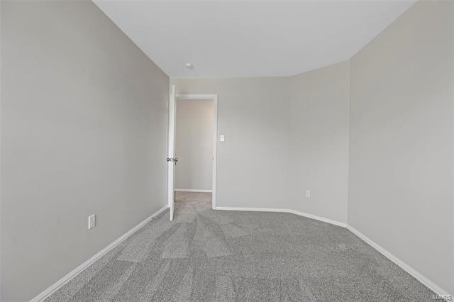 Building Photo - 655 Foxtail Dr