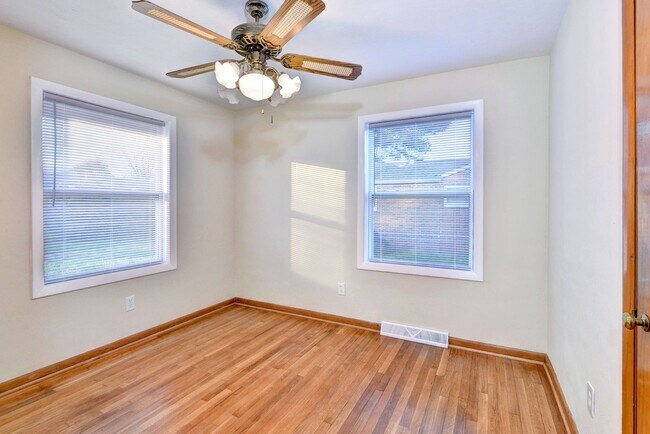Building Photo - Call Eric Thompson at (757) 685-3172 for more information