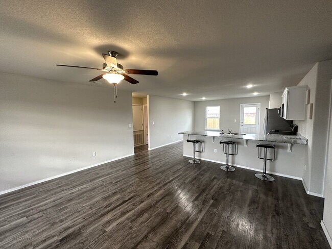 Building Photo - 6801 SW Pilgrim Rd