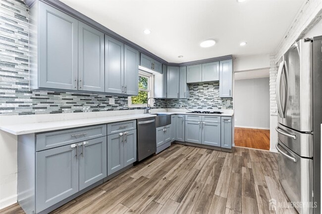 Building Photo - 14 Mayling Ct