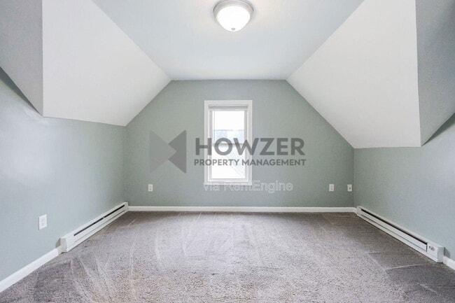 Building Photo - 4 E Broadway