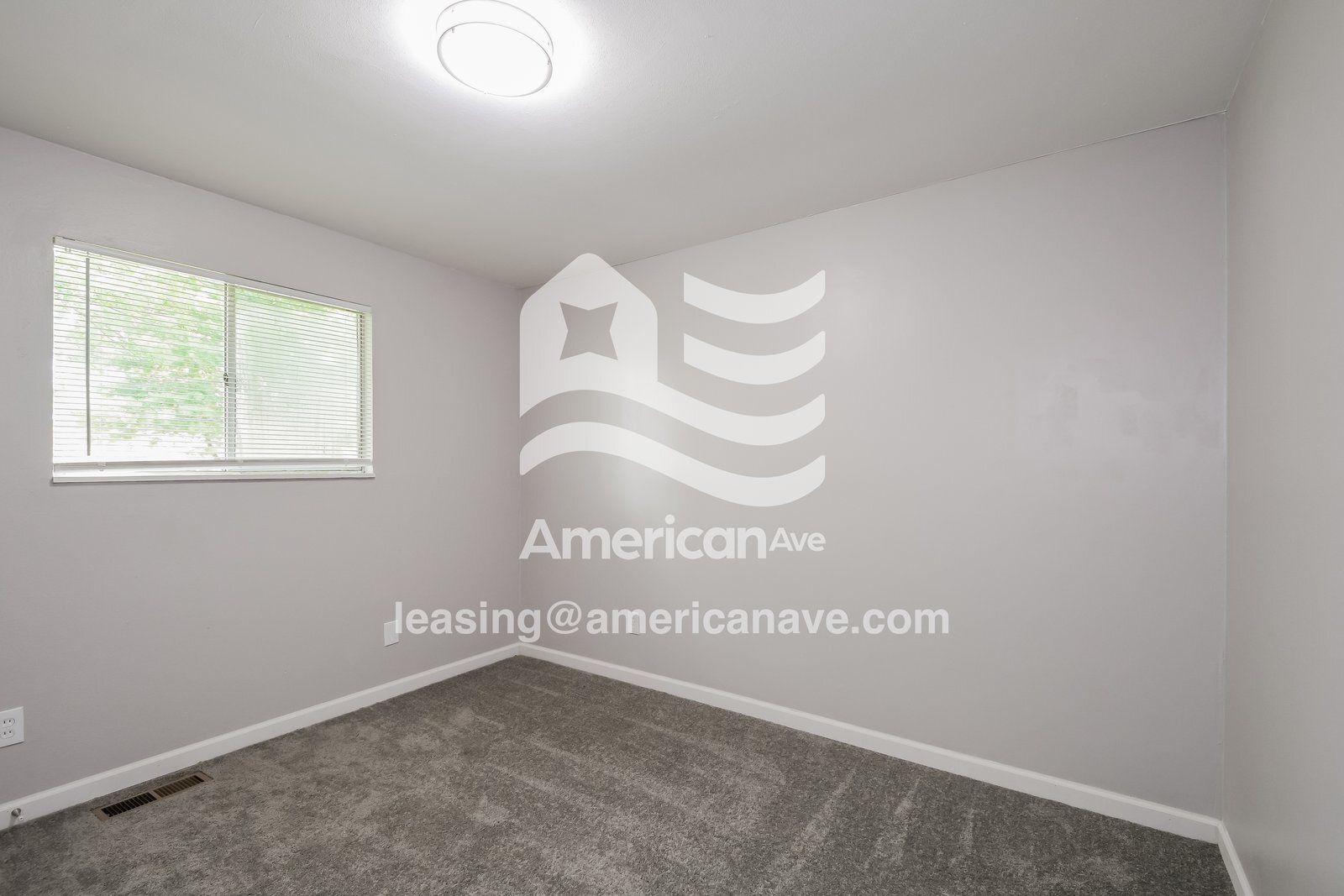 Building Photo - 1745 Kay Dr