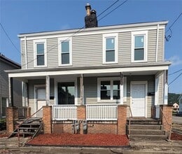 Building Photo - 1702 5th Ave