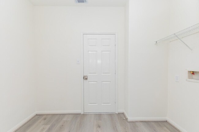 Building Photo - 16626 Pademelon Dr