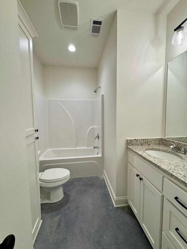 Building Photo - 2BD/2BA Townhome for Lease in Denham Springs! The Cottages at Beaver Creek